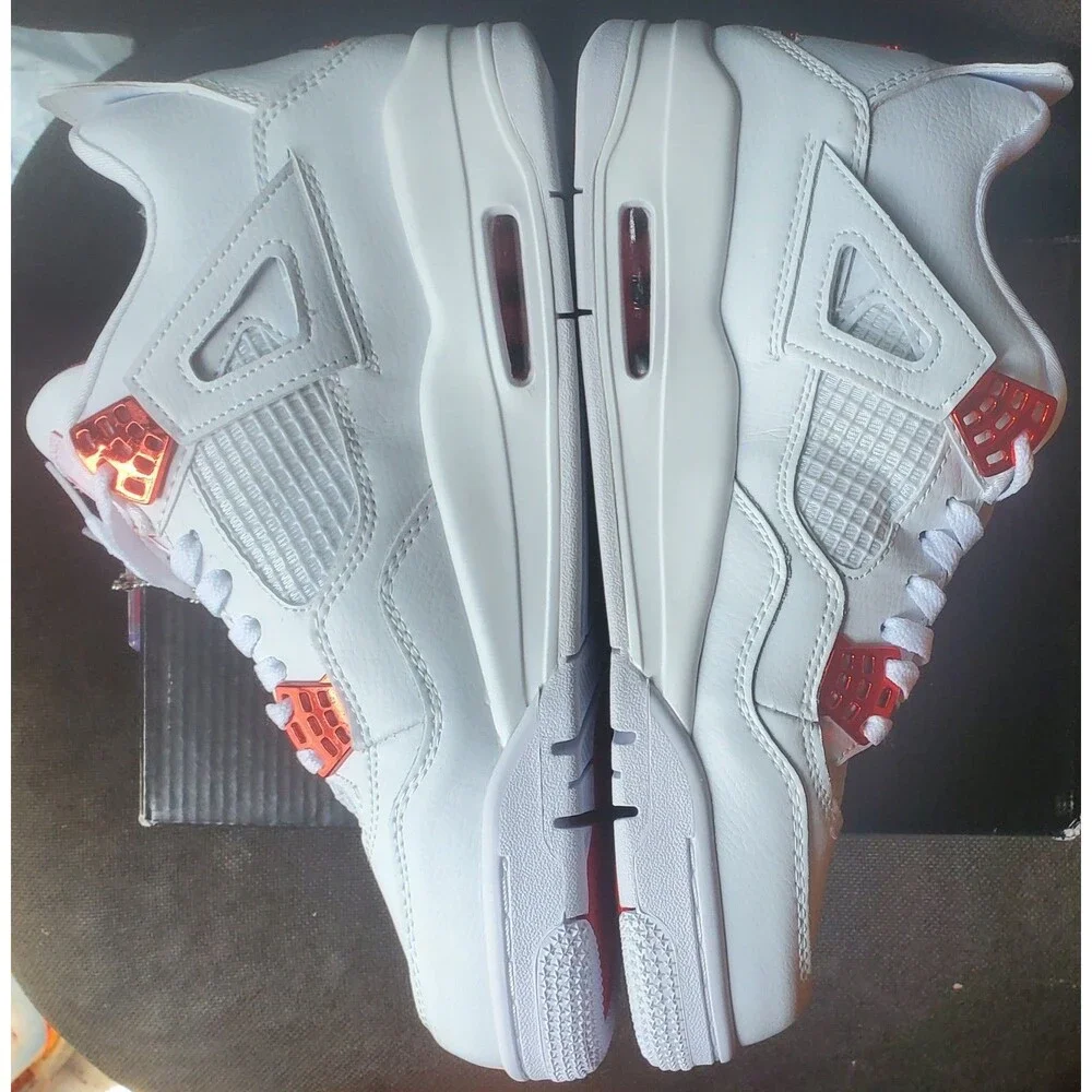 Jordan 4 Retro Metallic Red. Size 10